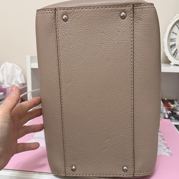 Ralph Lauren Taupe Leather Satchel Handbag with Tassel - Picture 7 of 12